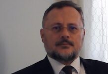 Hırka-i Saâdet Dairesi’nin Restorasyonu Münasebetiyle: “Hangisi Daha Şiir?”